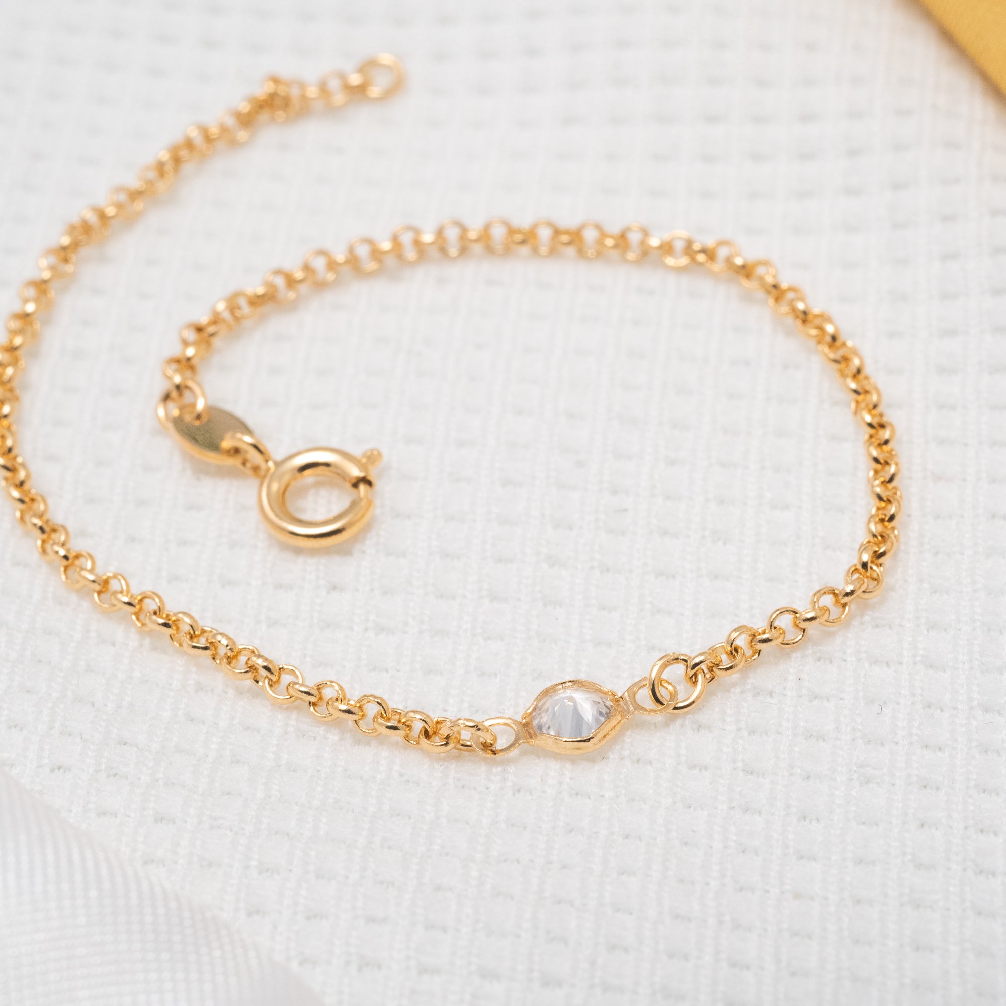 Pulsera 1 Circón en Oro laminado 18k para Dama